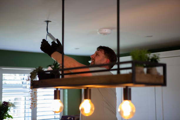 Best Local Electrician Companies  in Collinsville, MS